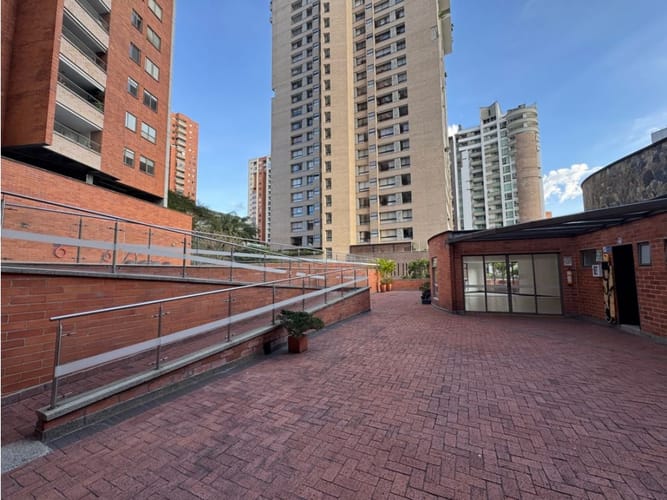 Apartamento de 3 alcobas en venta en Santa Maria De Los Angeles, Medellín, 154 m² · foto 14 de 18