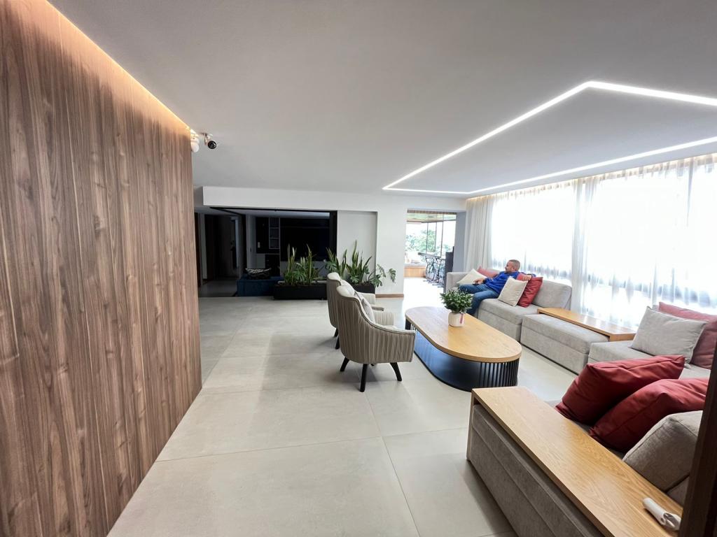 Apartamento en venta en Castropol, Medellín · foto 5 de 21