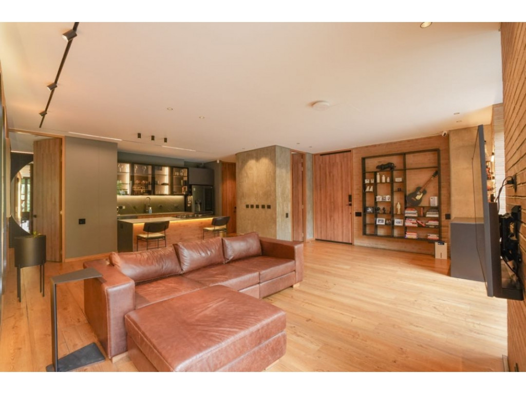 Apartamento en venta en El Poblado, Medellín · foto 8 de 13