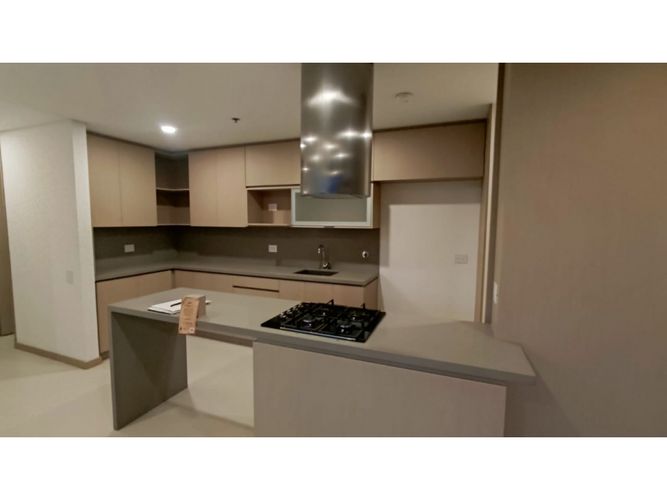 Apartamento en arriendo en Las Palmas, Medellín · foto 10 de 24