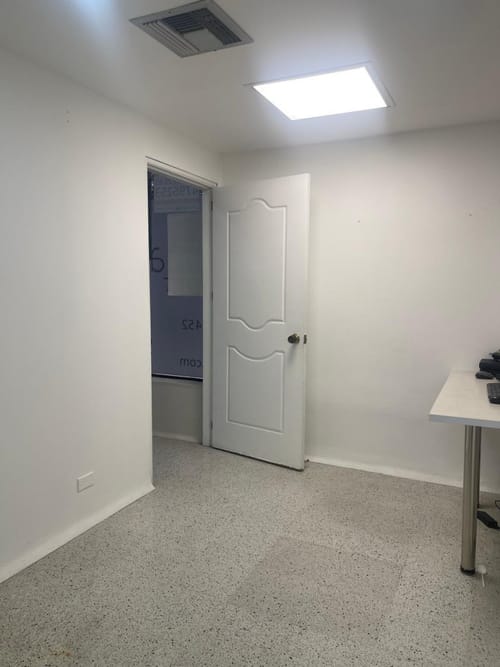 Oficina en venta en El Poblado, Medellín, 48 m² · foto 12 de 13