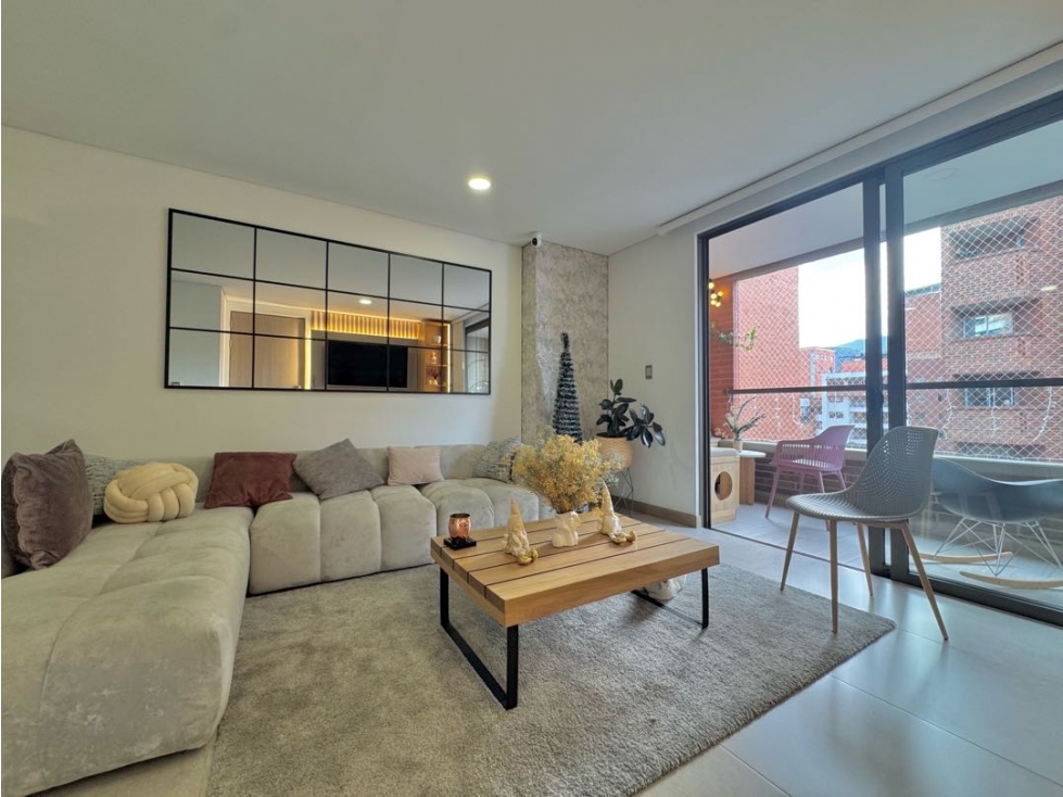 Apartamento en arriendo en Laureles, Medellín · foto 4 de 19