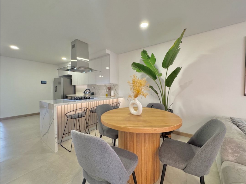Apartamento en arriendo en Laureles, Medellín · foto 7 de 19