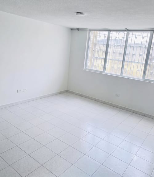 Casa de 7 alcobas en venta en Spring, Bogotá, 400 m² · foto 5 de 20