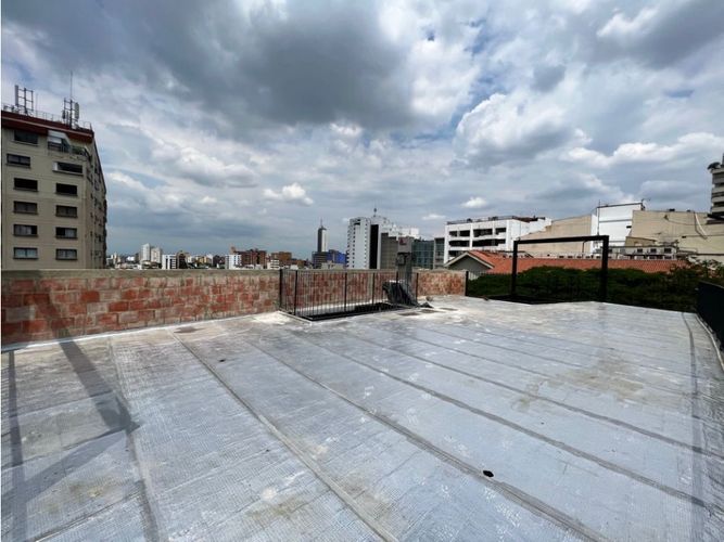 Local en arriendo en Granada, Cali, 115 m² · foto 2 de 10