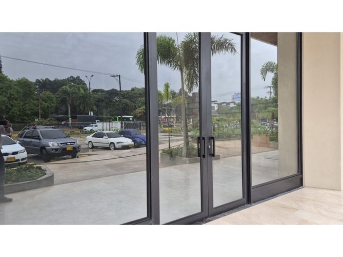 Local en arriendo en Pance, Cali, 113 m² · foto 3 de 9
