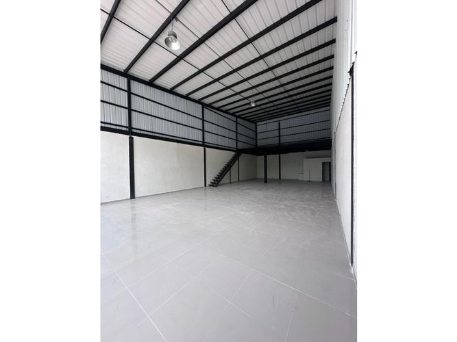 Local en arriendo en Arroyohondo, Yumbo, 215 m² · foto 5 de 5