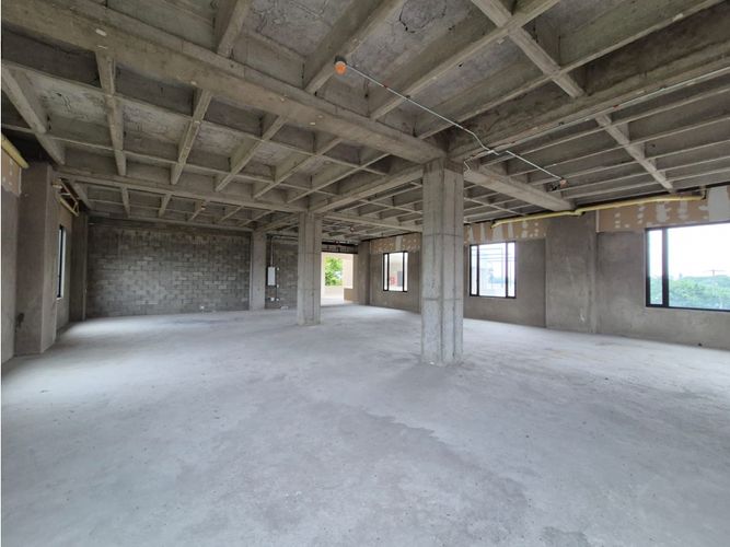 Local en arriendo en Pance, Cali, 211 m² · foto 2 de 13