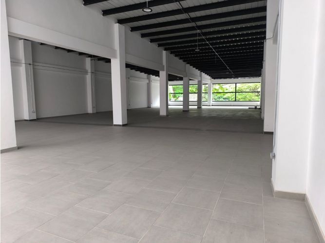 Local en arriendo en Cañaveralejo, Cali, 500 m² · foto 5 de 7