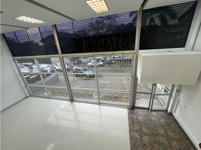 Local en arriendo en El Bosque, Cali, 450 m² · foto 15 de 24