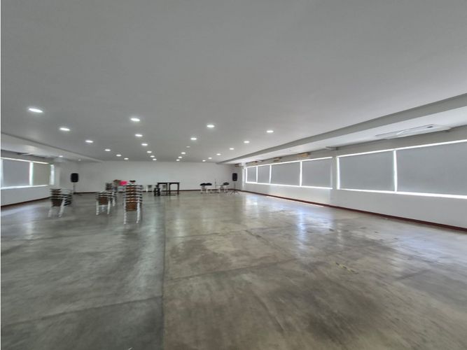 Local en arriendo en Arroyohondo, Yumbo, 396 m² · foto 3 de 12