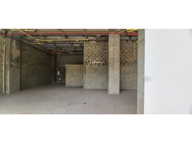 Local en arriendo en La Flora, Cali, 248 m² · foto 2 de 5
