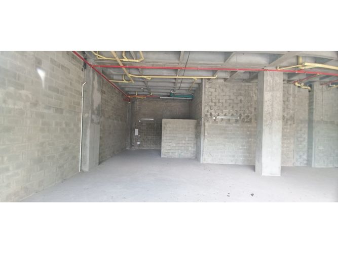Local en arriendo en La Flora, Cali, 248 m² · foto 3 de 5