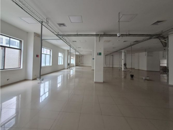 Local en arriendo en Normandia, Cali, 473 m² · foto 5 de 24