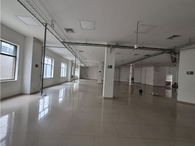 Local en arriendo en Normandia, Cali, 473 m² · foto 7 de 24