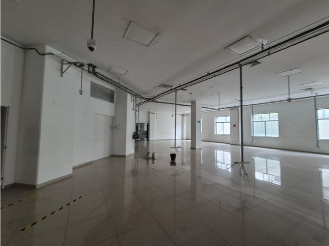 Local en arriendo en Normandia, Cali, 473 m² · foto 15 de 24