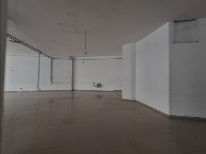 Local en arriendo en Normandia, Cali, 473 m² · foto 23 de 24