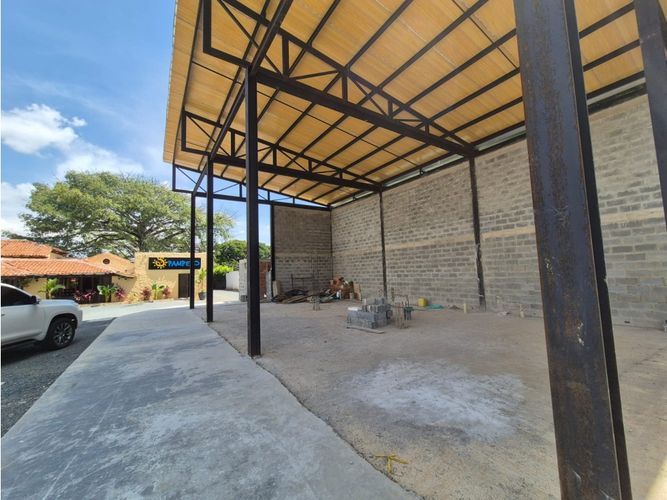 Local en arriendo en Pance, Cali, 180 m² · foto 2 de 18