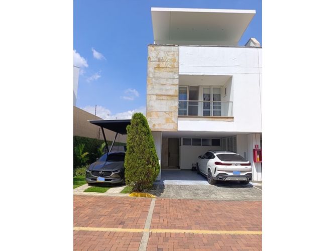 Casa de 4 alcobas en venta en Pance Bajo, Cali, 280 m² · foto 14 de 24