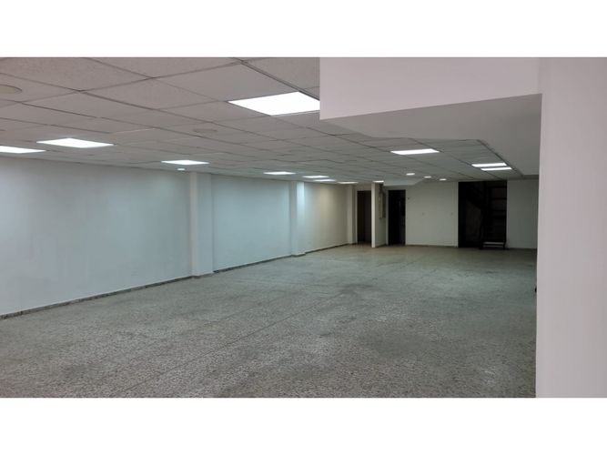 Local en arriendo en San Vicente, Cali, 347 m² · foto 5 de 10