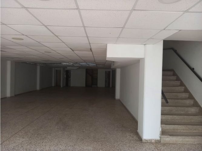 Local en arriendo en San Vicente, Cali, 347 m² · foto 6 de 10