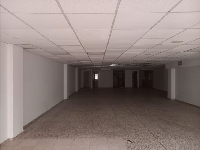 Local en arriendo en San Vicente, Cali, 347 m² · foto 8 de 10