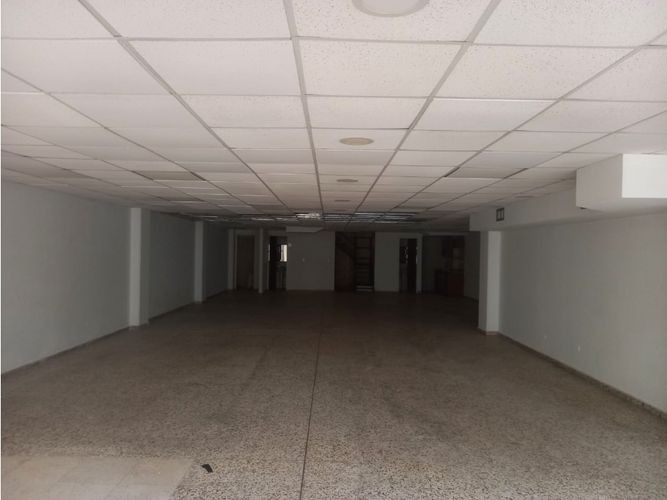 Local en arriendo en San Vicente, Cali, 347 m² · foto 10 de 10