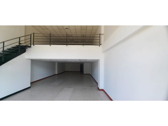 Local en arriendo en Ciudad Capri, Cali, 256 m² · foto 3 de 17