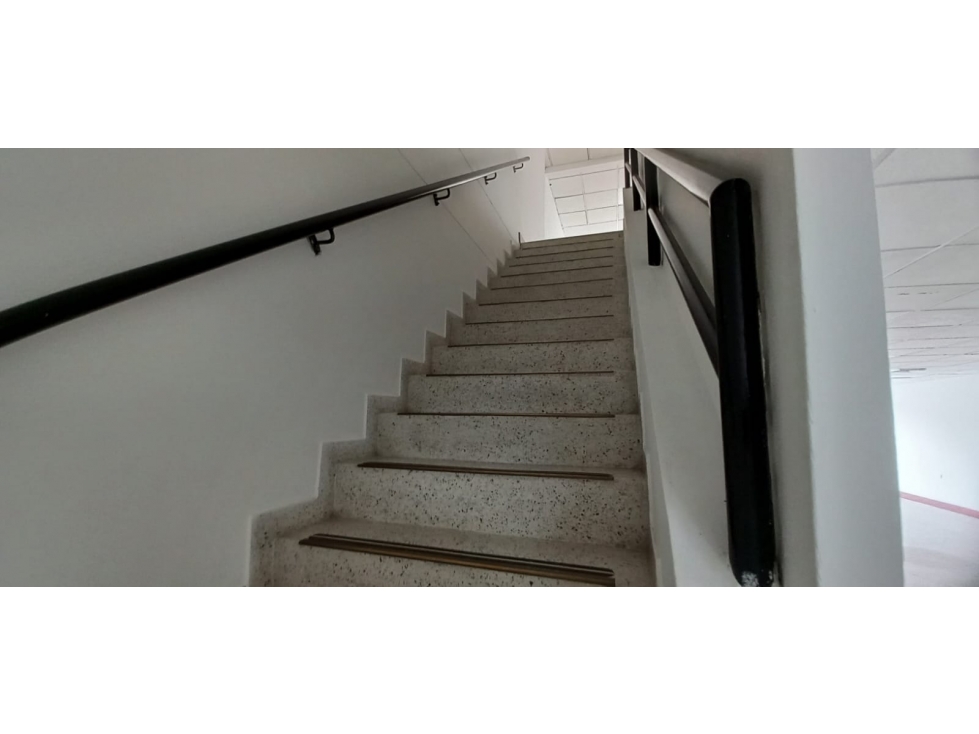 Local en arriendo en Ciudad Capri, Cali, 256 m² · foto 10 de 17