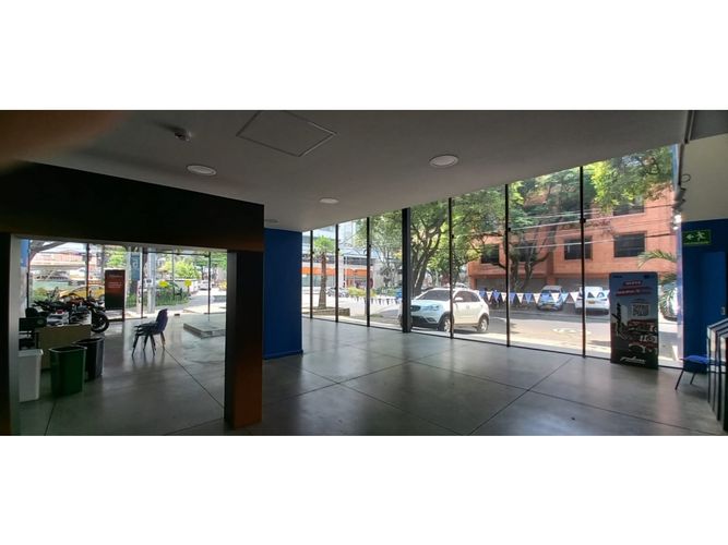 Local en arriendo en Santa Monica, Cali, 440 m² · foto 3 de 17