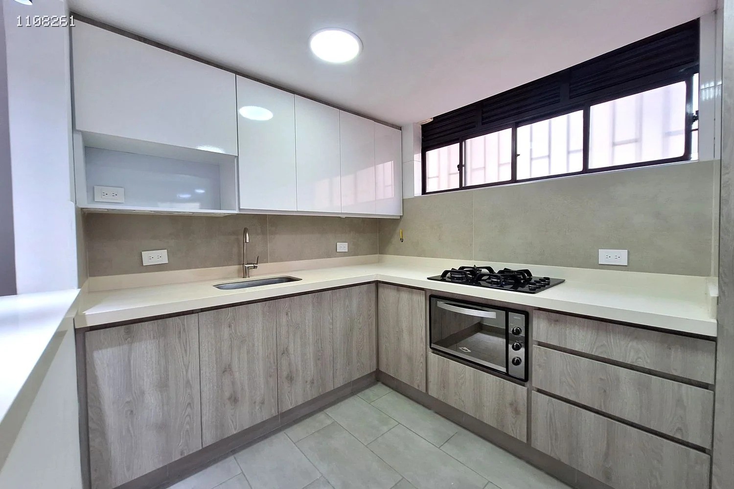 Apartamento en arriendo en Villa Carlota, Medellín · foto 7 de 24
