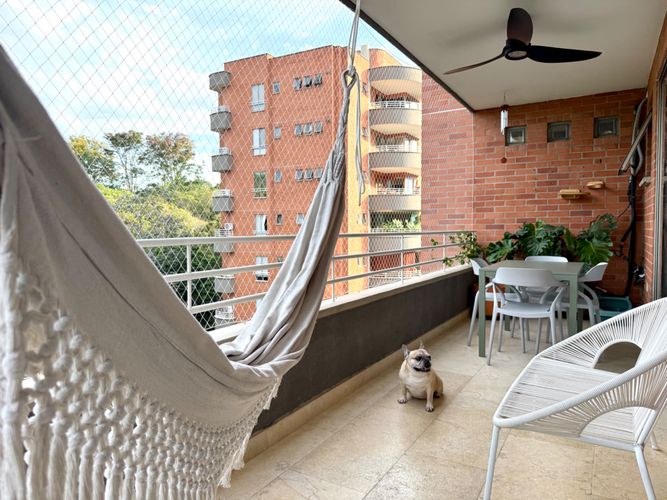 Apartamento de 3 alcobas en arriendo en Ciudad Jardin, Cali, 231 m² · foto 21 de 22