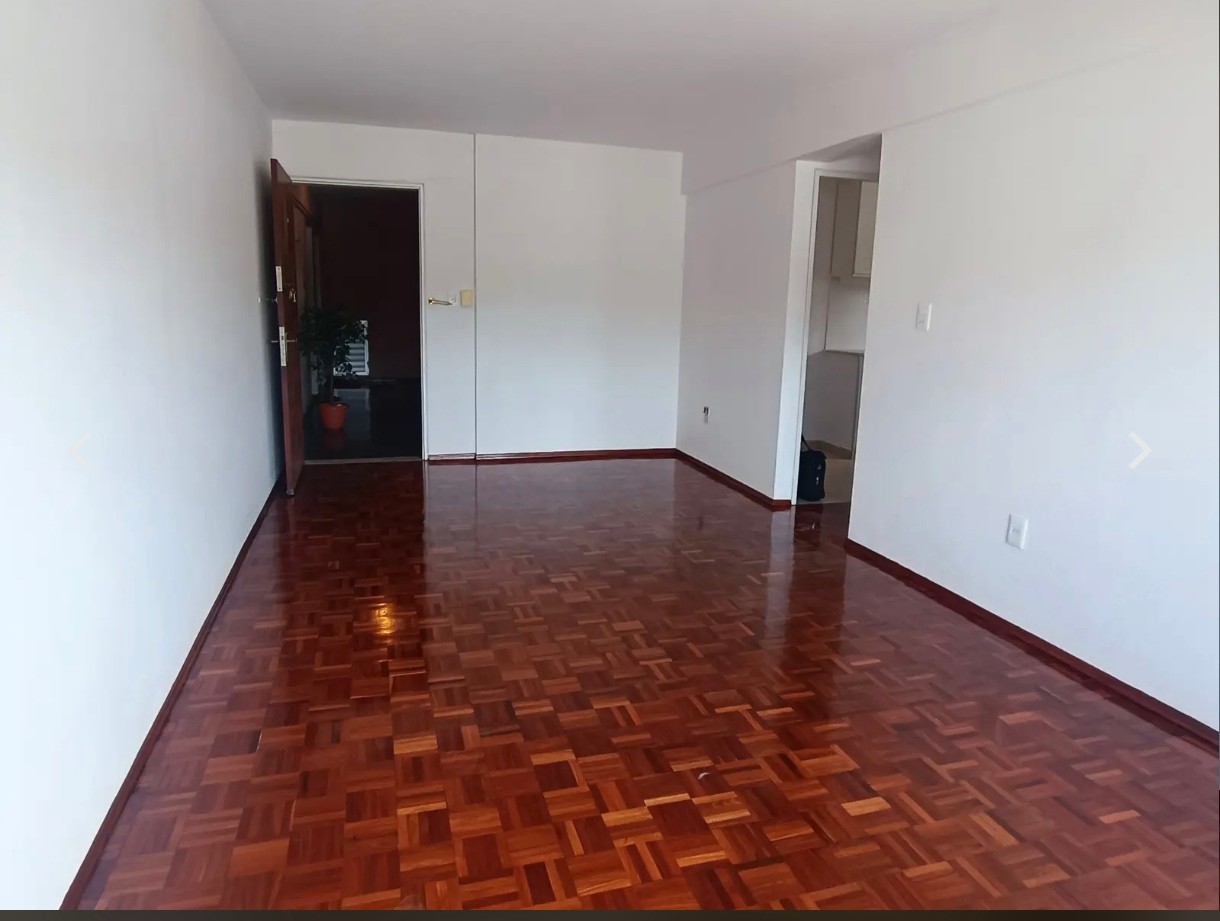 Excelente 7mo piso al frente amplio luminoso con terraza