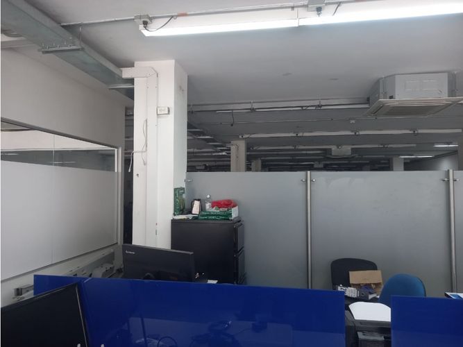 Oficina en arriendo en Salomia, Cali, 477 m² · foto 4 de 18