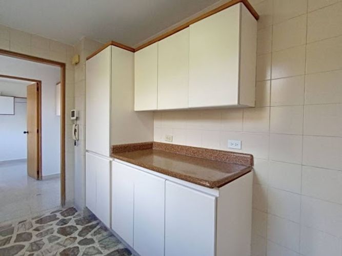 Apartamento de 3 alcobas en arriendo en San Lucas, Medellín, 140 m² · foto 6 de 18