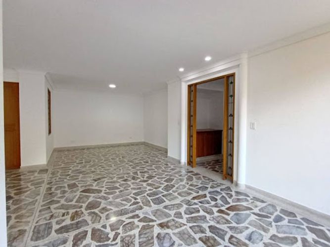 Apartamento de 3 alcobas en arriendo en San Lucas, Medellín, 140 m² · foto 8 de 18