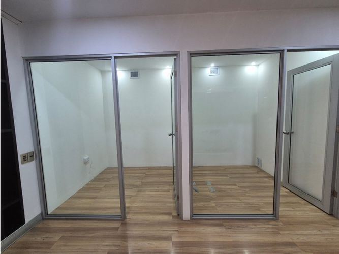 Oficina en arriendo en San Vicente, Cali, 165 m² · foto 5 de 24