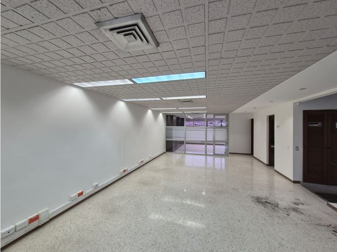 Oficina en arriendo en La Flora, Cali, 430 m² · foto 6 de 22