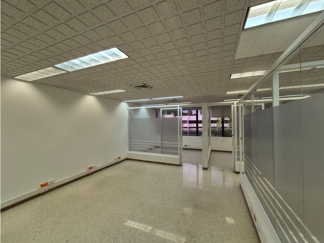 Oficina en arriendo en La Flora, Cali, 430 m² · foto 15 de 22