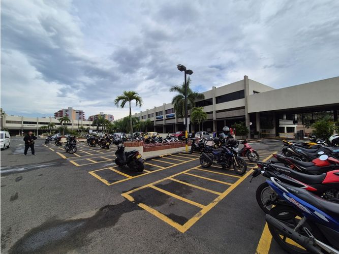 Oficina en arriendo en La Flora, Cali, 430 m² · foto 21 de 22