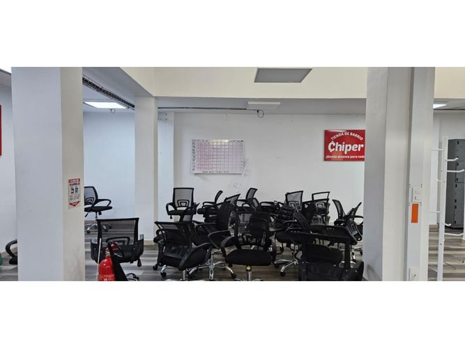Oficina en arriendo en Salomia, Cali, 180 m² · foto 2 de 14