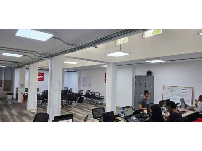 Oficina en arriendo en Salomia, Cali, 180 m² · foto 8 de 14