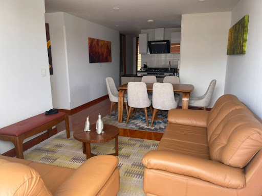 Apartamento en venta en Santa Barbara Central, Bogotá · foto 2 de 24