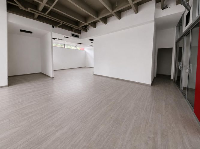 Local en arriendo en Patio Bonito, Medellín, 200 m² · foto 13 de 14