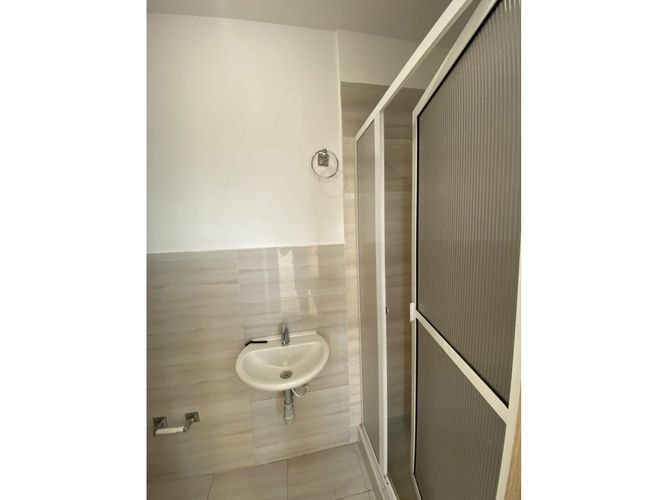 Apartamento de 4 alcobas en venta en Los Cambulos, Cali, 144 m² · foto 17 de 24