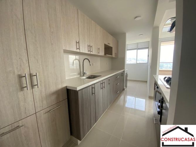Apartamento de 3 alcobas en venta en Calasanz Parte Alta, Medellín, 100 m² · foto 5 de 18