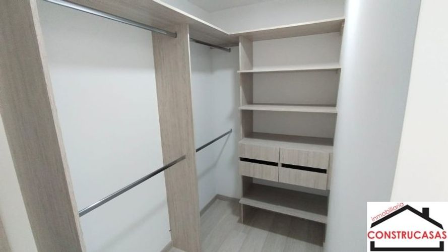 Apartamento de 3 alcobas en venta en Calasanz Parte Alta, Medellín, 100 m² · foto 11 de 18