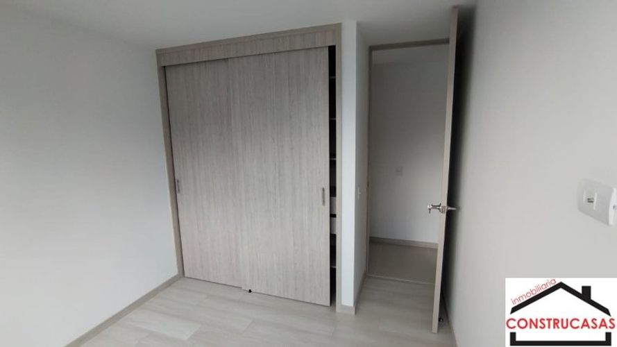 Apartamento de 3 alcobas en venta en Calasanz Parte Alta, Medellín, 100 m² · foto 13 de 18