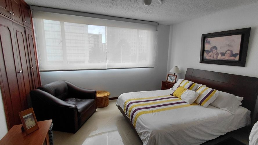 Apartamento de 3 alcobas en venta en Chicó Navarra, Bogotá, 204 m² · foto 19 de 24