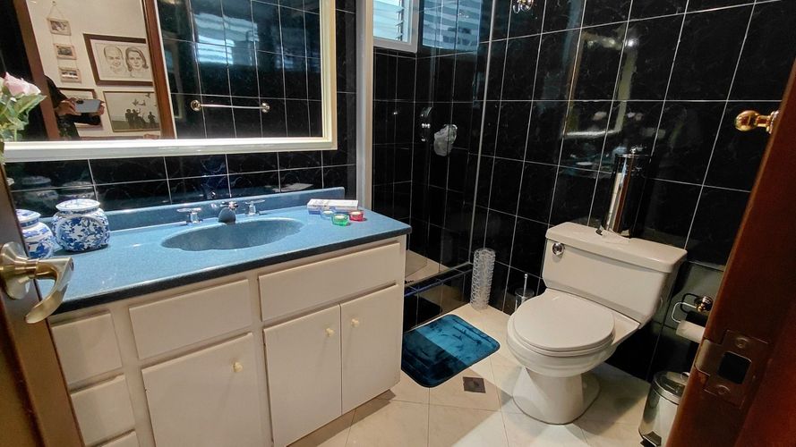 Apartamento de 3 alcobas en venta en Chicó Navarra, Bogotá, 204 m² · foto 15 de 24